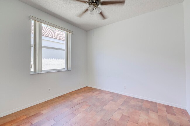 Building Photo - 6349 NW 78th Dr