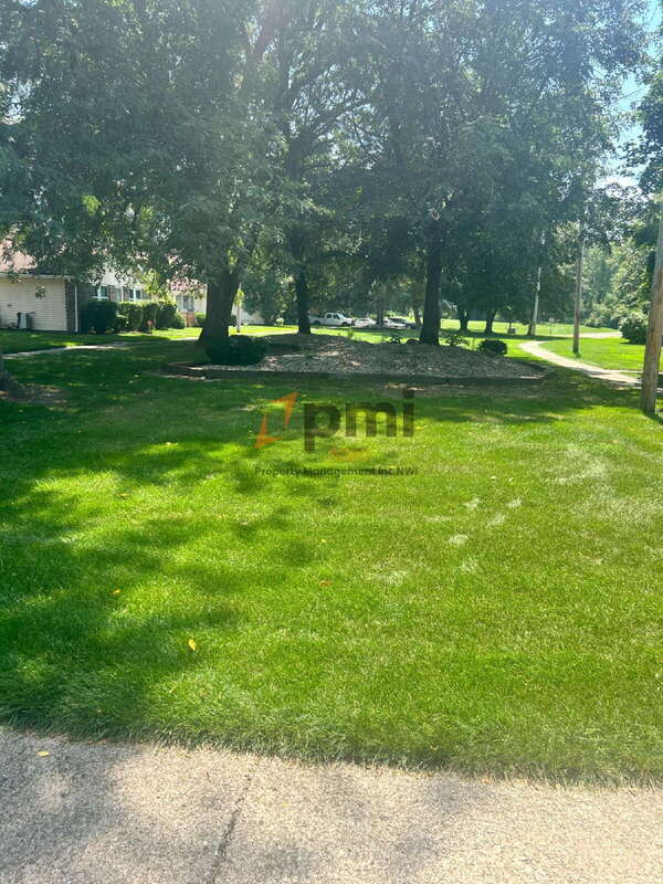 Building Photo - 6823 Pierce Dr
