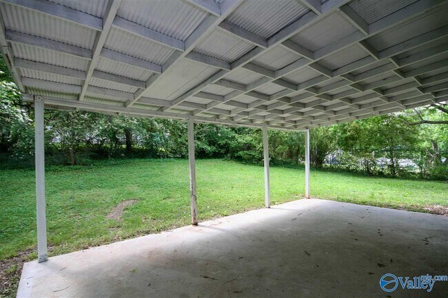 Building Photo - 3423 Rosedale Dr NW