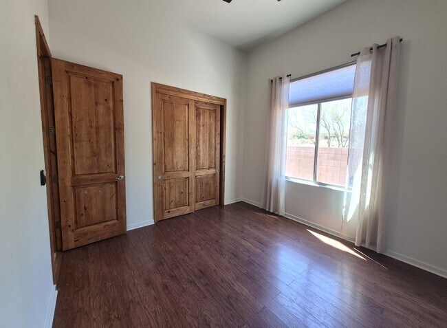 Building Photo - 12825 N Mystic View Pl