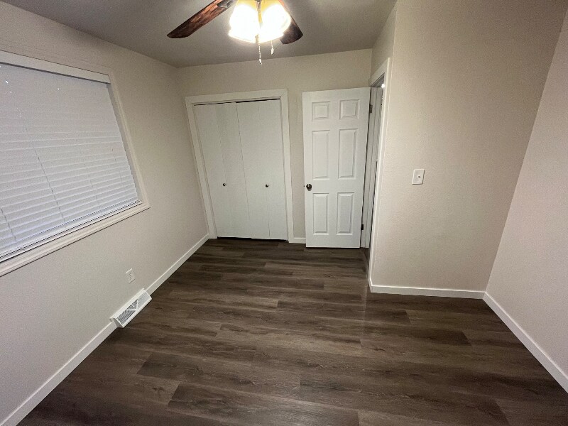 Building Photo - 832 Hamilton St