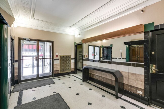 Building Photo - Delancey Place