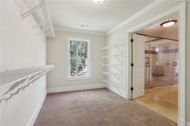 Building Photo - 411 Deering Rd NW