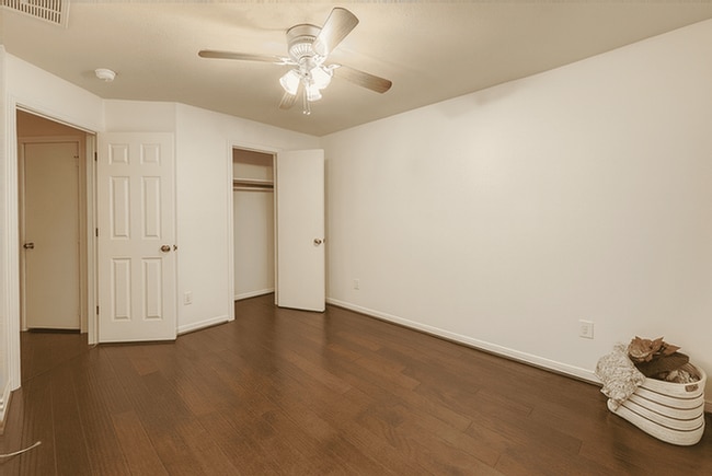 Building Photo - 15615 Lost Maples Dr