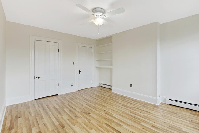 Building Photo - 237 Grove St