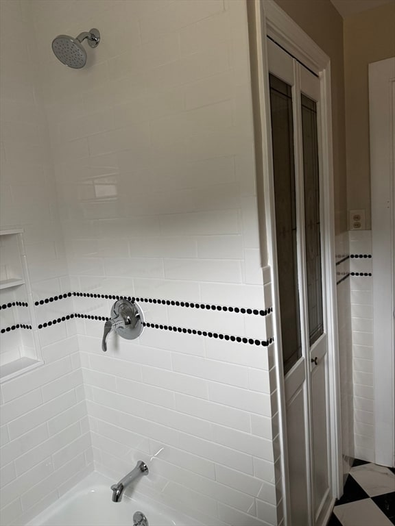 Building Photo - 324 Lowell St