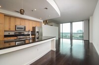Building Photo - Gorgeous Downtown-Facing One Bedroom in Th...