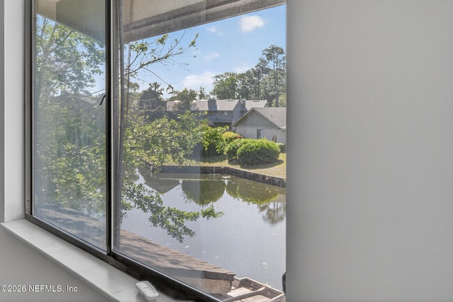 Building Photo - 7701 Baymeadows Cir W