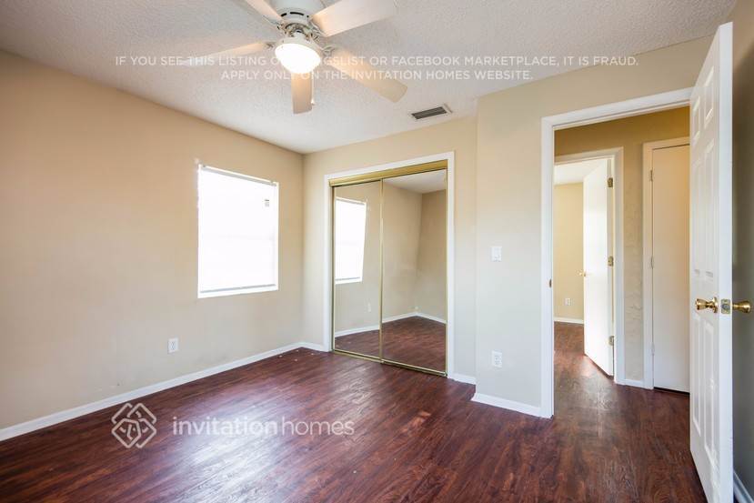 Building Photo - 9064 Hamlin Rd W