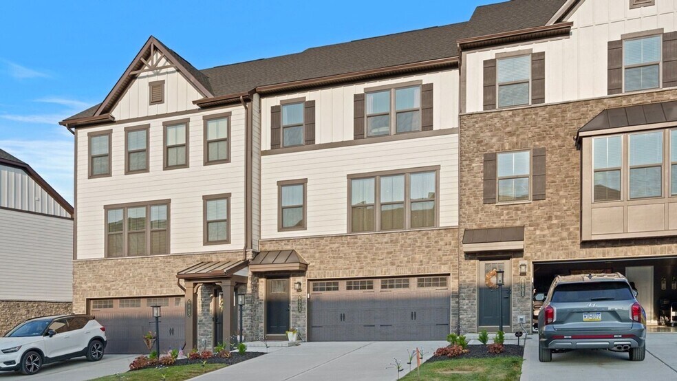 Building Photo - 6003 Ruby Wy