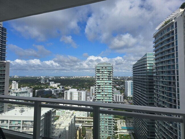 Building Photo - 1080 Brickell Ave
