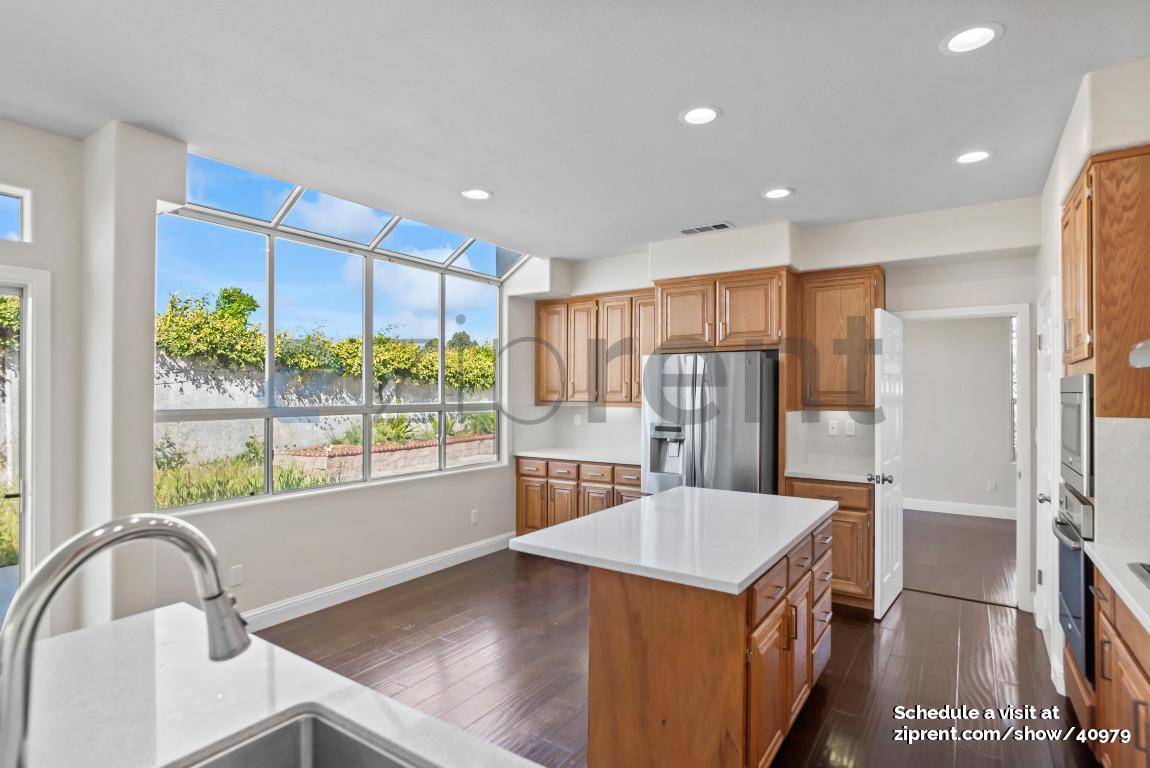 Building Photo - 15128 Shining Star Ln