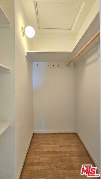 Building Photo - 1022 S Norton Ave