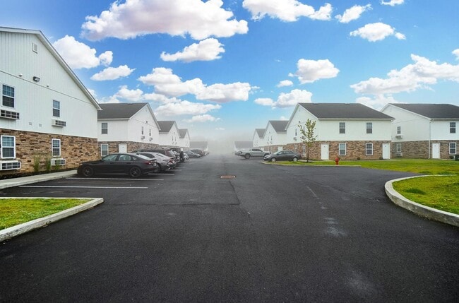 Building Photo - 501 Kristina Dr