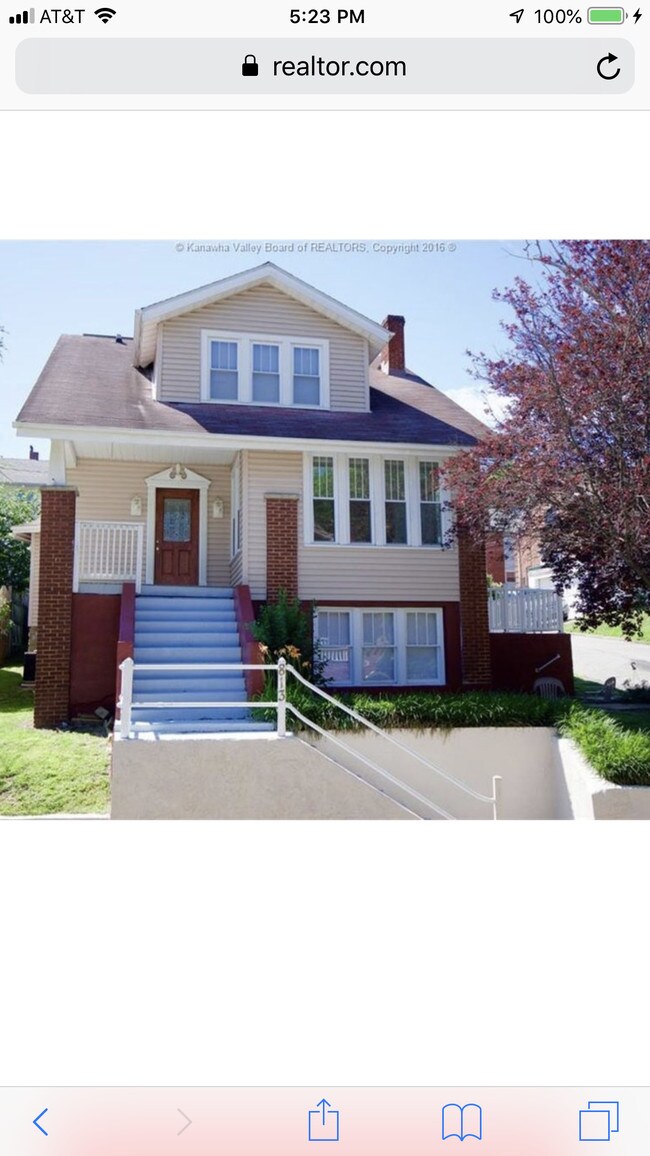 Apartment in lower level in law suite with no access to main house - 813 West Ave