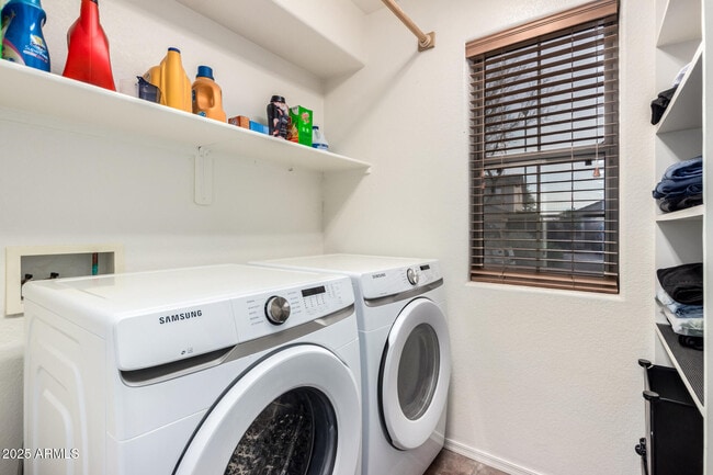 Building Photo - 17530 W Wind Drift Ct