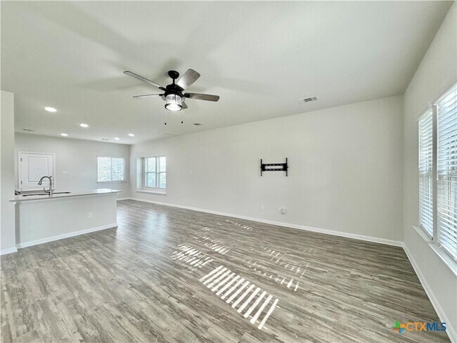 Building Photo - 1728 Cherokee Nation Trl