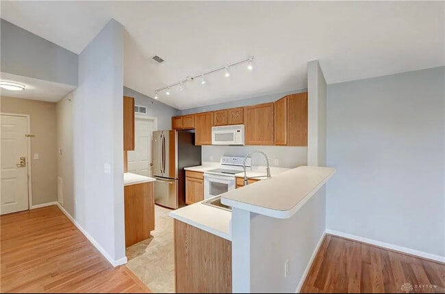 Building Photo - 3044 Westminster Dr