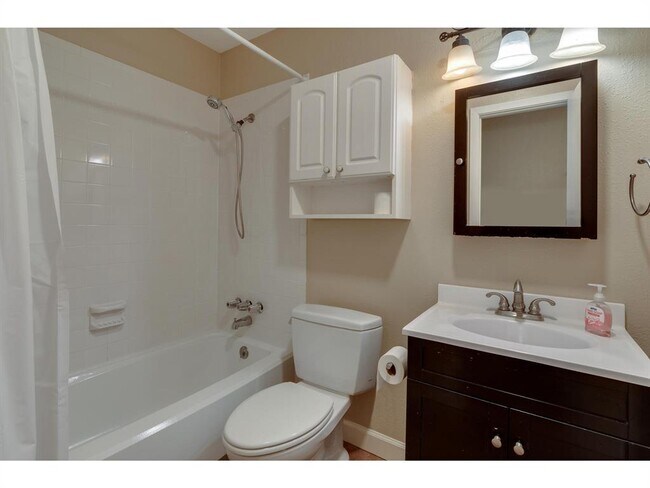 Building Photo - 12320 Scribe Dr