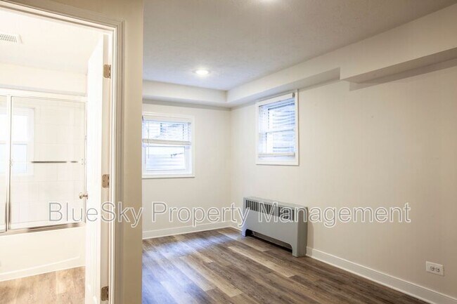 Building Photo - 614 Rock Creek Road