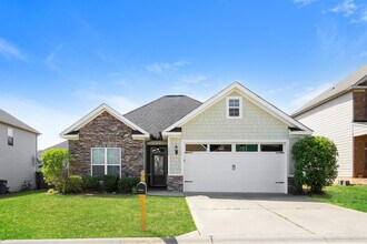 Building Photo - Stunning 3 Bedroom Home in Grovetown, GA