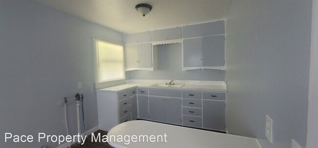 Building Photo - 2 br, 1 bath House - 1302 North Lincoln St...