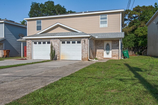 Primary Photo - 2125 Tom St