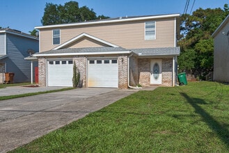 Building Photo - 2125 Tom St