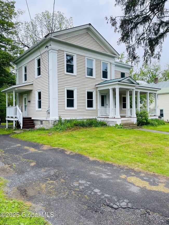 Building Photo - 1529 Clauverwie Rd