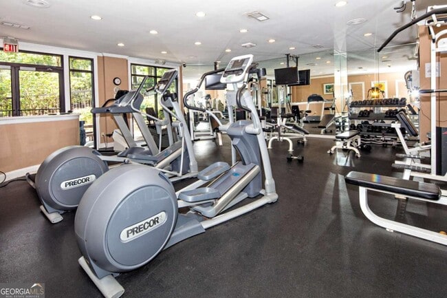 Building Photo - 4248 River Green Dr NW