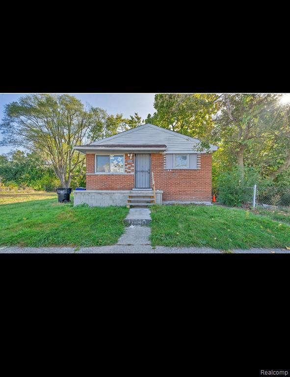 Primary Photo - 17840 Goddard St
