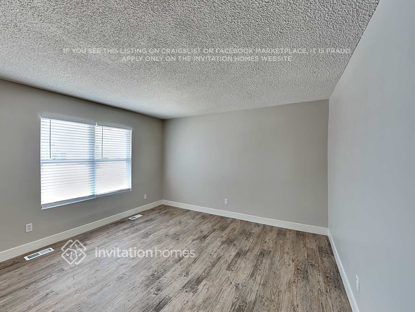 Building Photo - 1252 S Argonne Cir