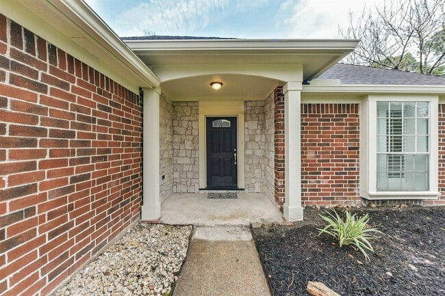 Building Photo - 9202 Bayou Bluff Dr