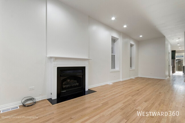 Building Photo - 1138 N Winchester-`1
