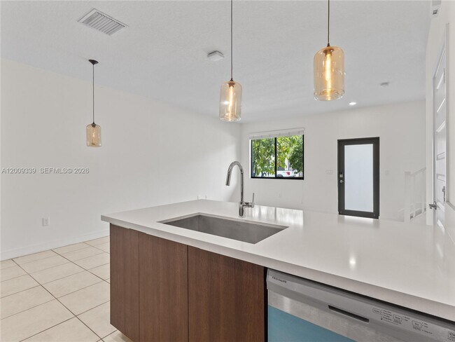 Building Photo - 8382 NW 51st Terrace