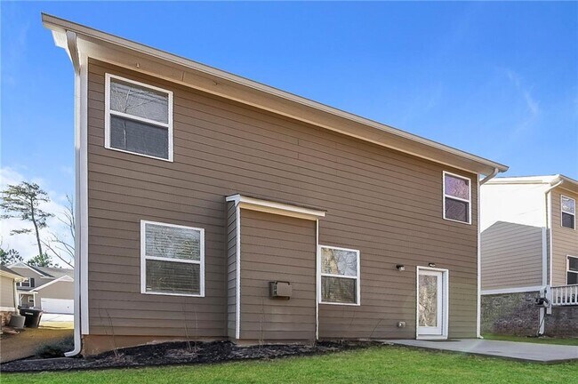 Building Photo - 607 Royal Crest Ct