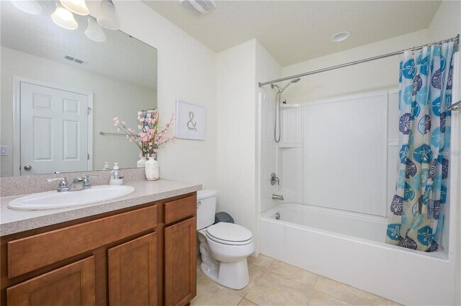 Building Photo - 2775 Red Horse Dr