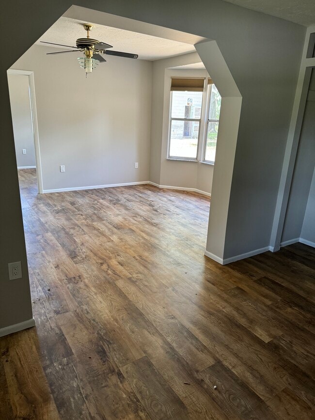 Building Photo - 15513 FL-64