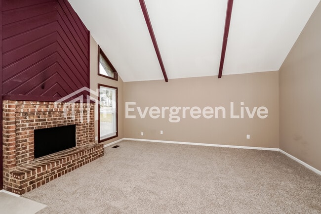 Building Photo - 1119 Startrek Ln