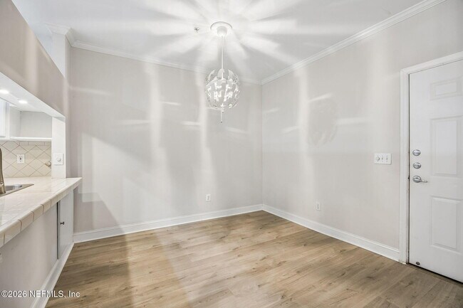 Building Photo - 170 Veracruz Dr