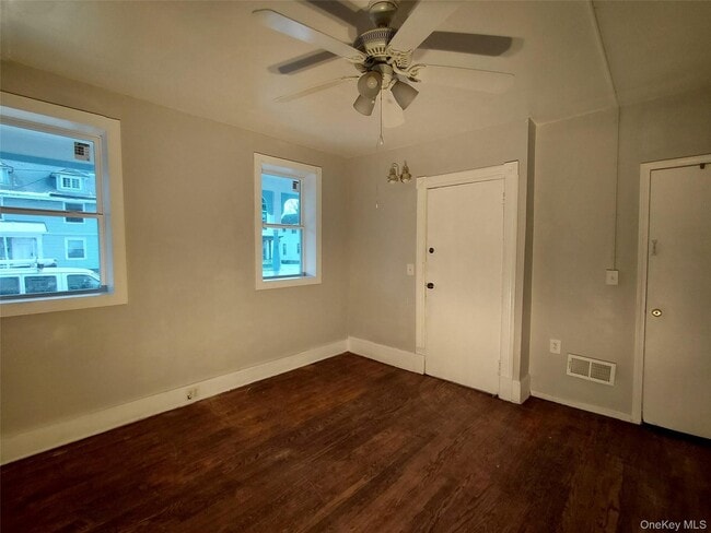 Building Photo - 101 Elmendorf St