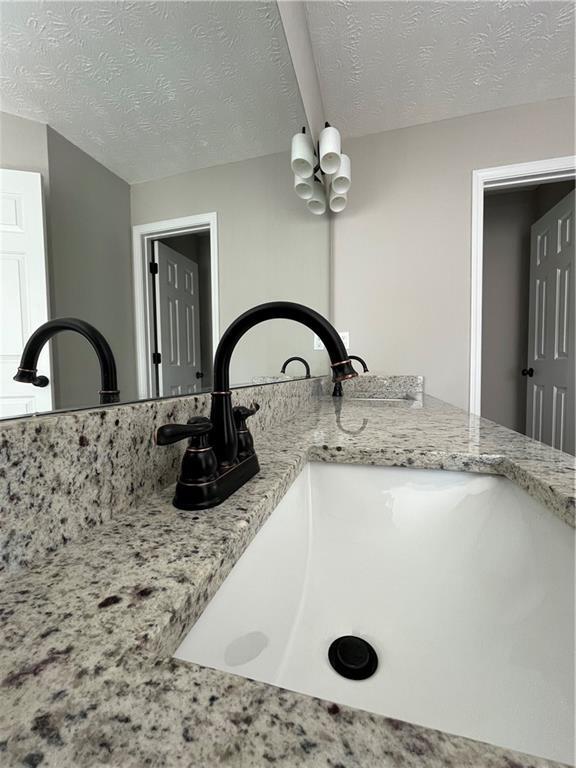 Building Photo - 2147 St Albans Pl