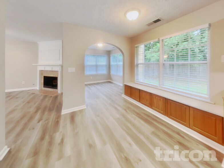 Building Photo - 5459 Somer Mill Rd