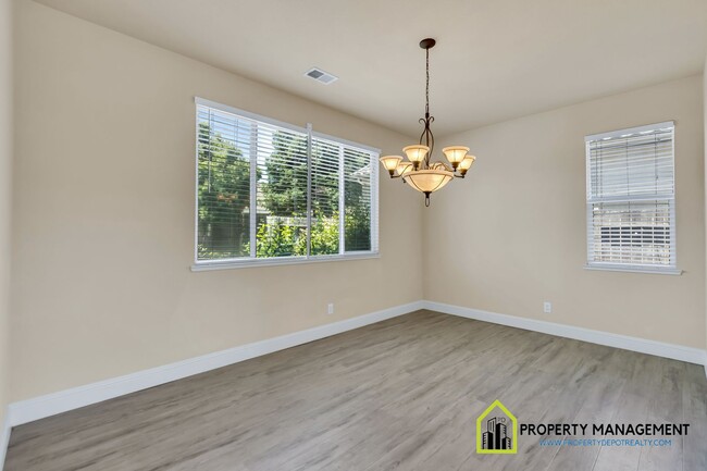 Building Photo - Luxury 5-BR Home Rental in Elk Grove