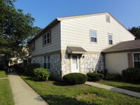Building Photo - 362 Farmington Ln