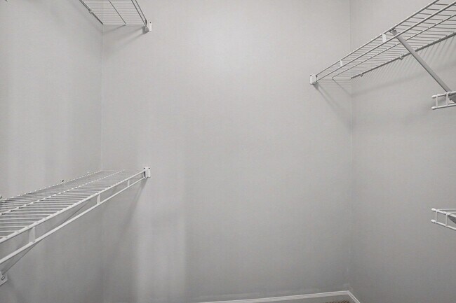 Building Photo - 38 Rio Grande Cir