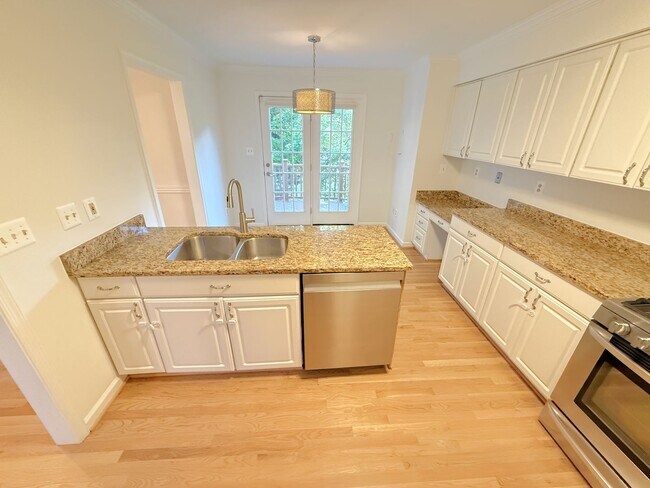 Building Photo - 10130 Treble Ct