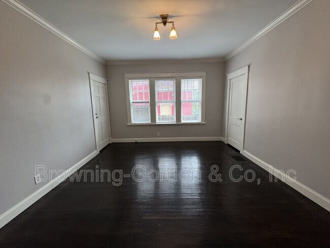 Building Photo - 1804 A 15th Ave. S.