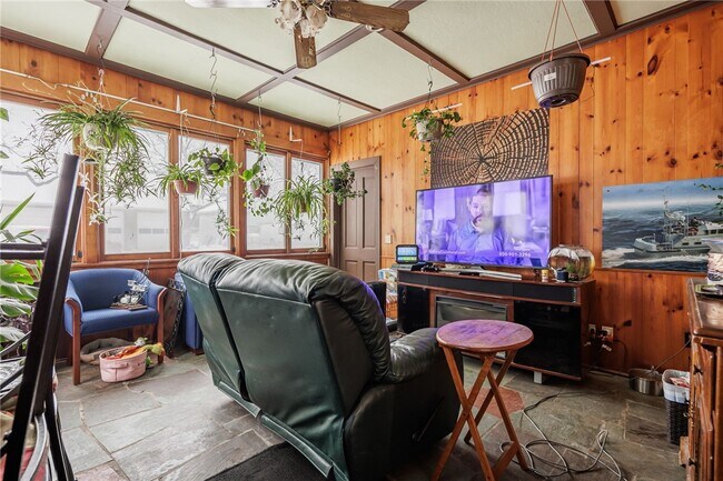 Building Photo - 981 Latta Rd