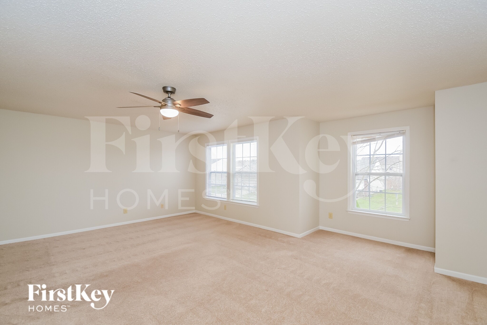 Building Photo - 5661 Grassy Bank Dr